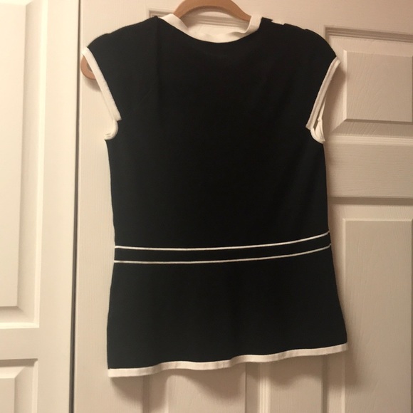 Top - Picture 2 of 5